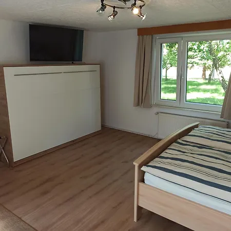 Ferienhäuschen Kastaniennallee Im Herzen Von Rügen Samtens