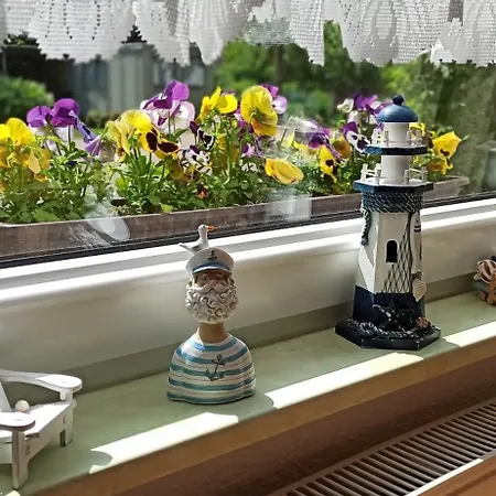 Ferienhäuschen Kastaniennallee Im Herzen Von Rügen *