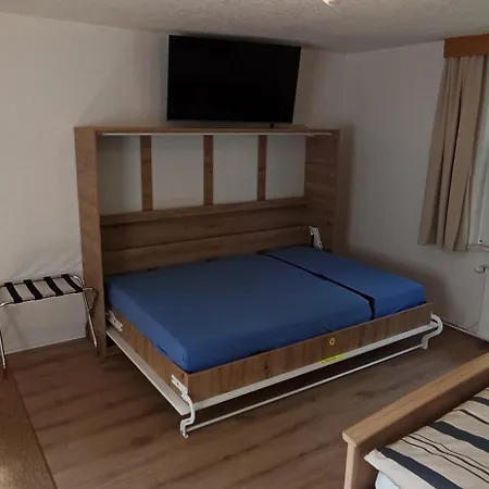 Ferienhäuschen Kastaniennallee Im Herzen Von Rügen