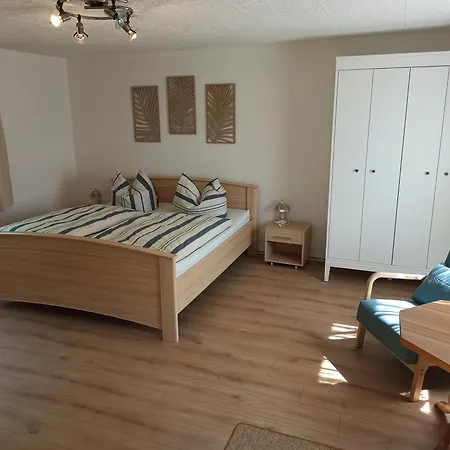 Ferienhäuschen Kastaniennallee Im Herzen Von Rügen Ferienhaus