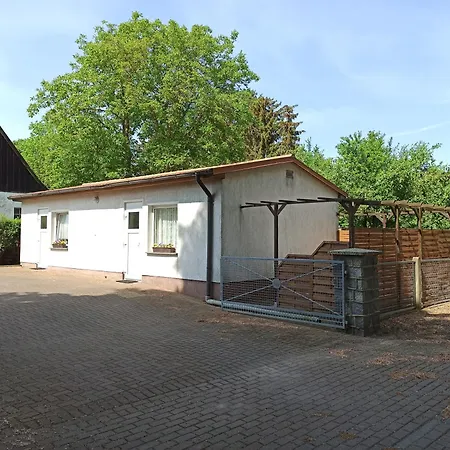 펜션 Ferienhaeuschen Kastaniennallee Im Herzen Von Ruegen Samtens